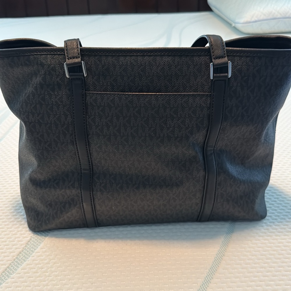 Michael Kors Tote - Picture 2 of 4
